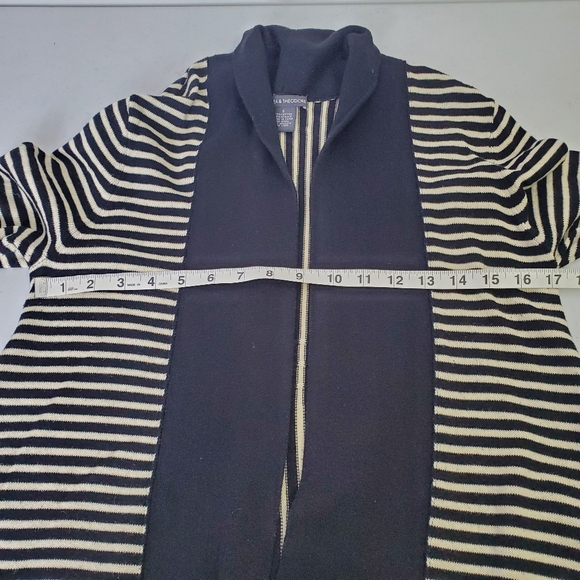 Chelsea and Theodore Open Front Cardigan Sweater - Picture 4 of 5